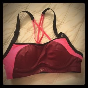 Victoria's Secret Sports bra 🎀
